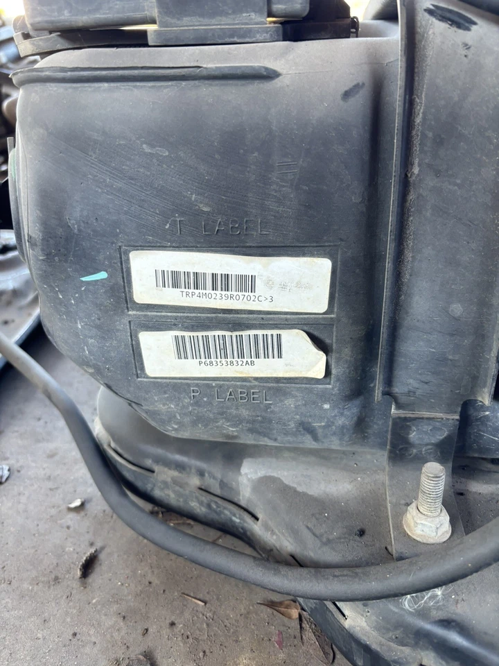 2019 2020 2021 DODGE RAM 2500/3500 DEF TANK OEM WITH PUMP - 30K - Image 2 of 4