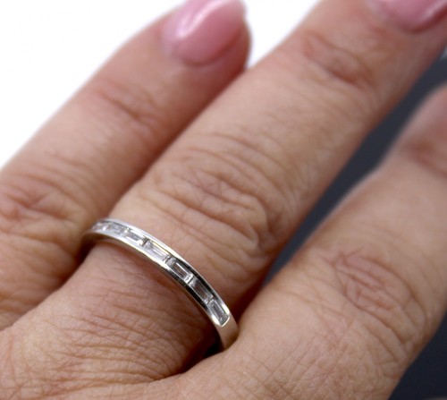The Devotion VRAI Lab Created Baguette Diamond Band in Platinum Sz 8.25 - Picture 7 of 15