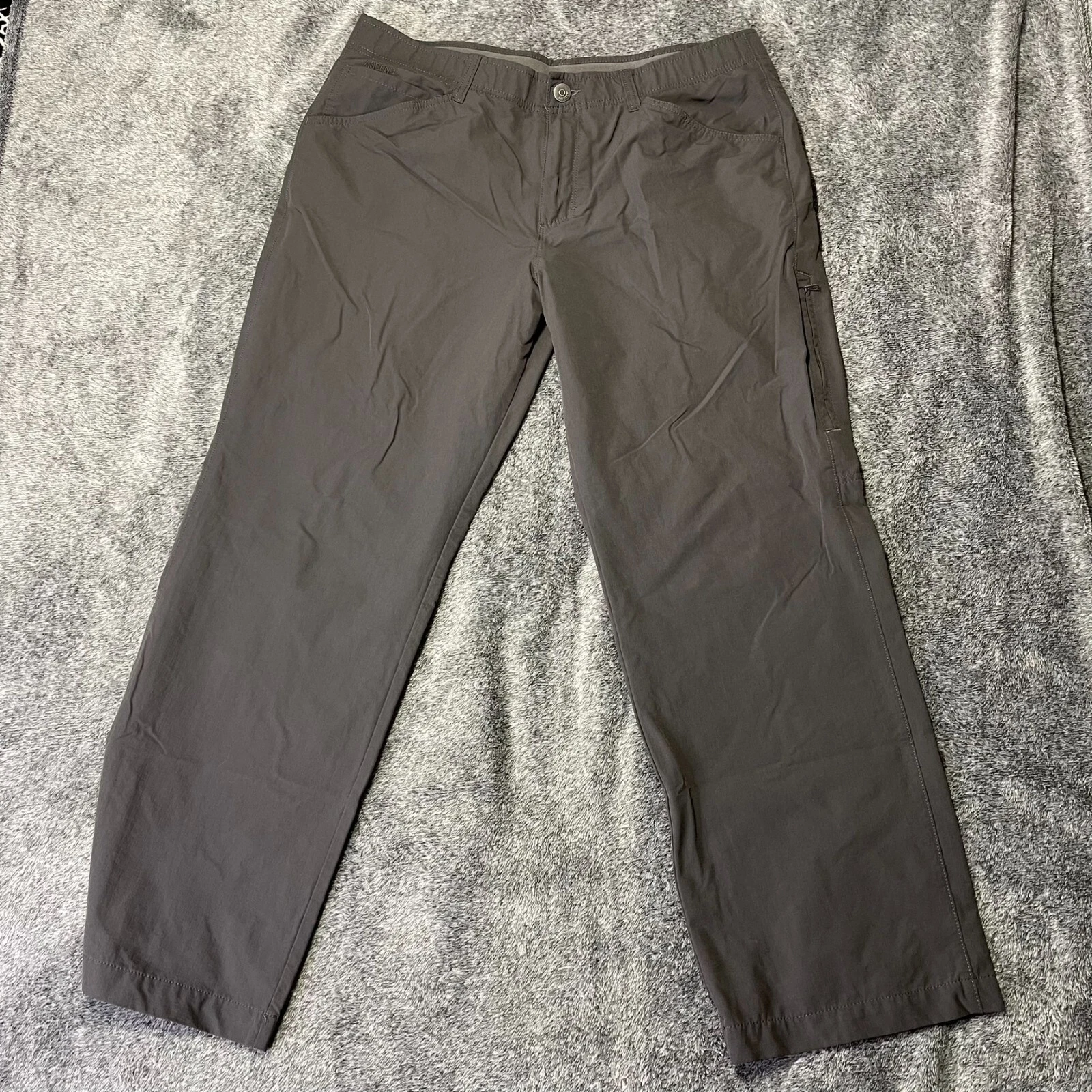 Ascend Hiking Pants Men 36x29 Gray Nylon Trekking Trail Trousers Utility Pockets
Opens in a new wind