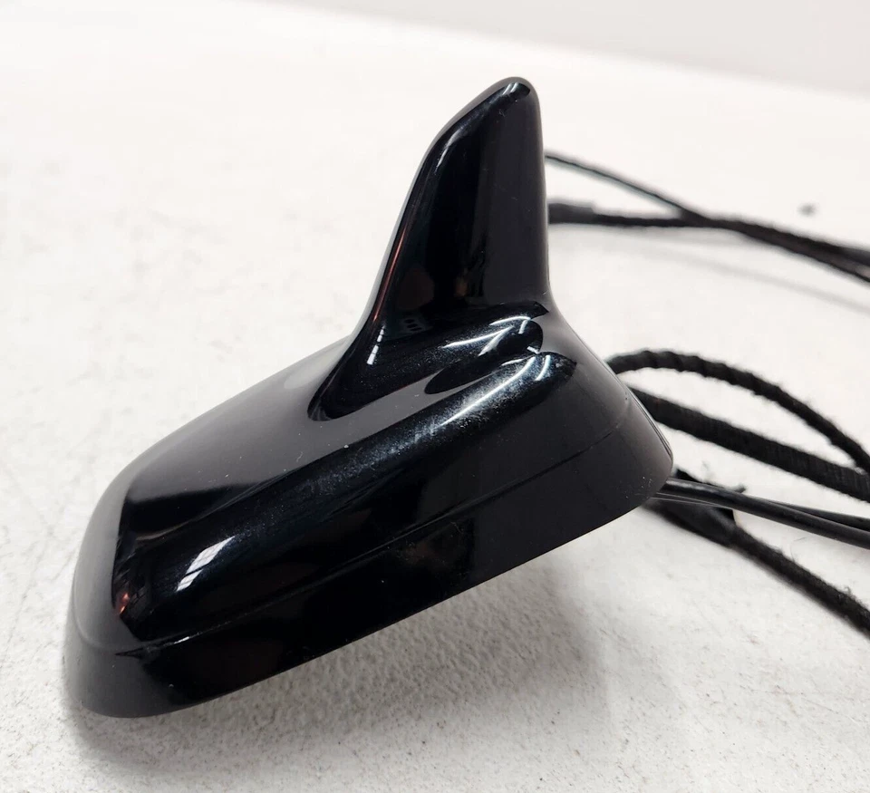 Conjunto de antena GPS teto barbatana de tubarão 09-12 Audi A4 Quattro fabricante de equipamento original 8K5035503C preto - Imagem 4 de 4