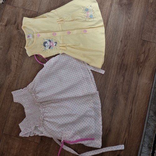 2x Girls Dresses Size 18 Months