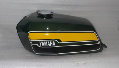 Fit For Yamaha RD250 RD400 Green Painted Steel Fuel Petrol Tank 1976-1977 Model