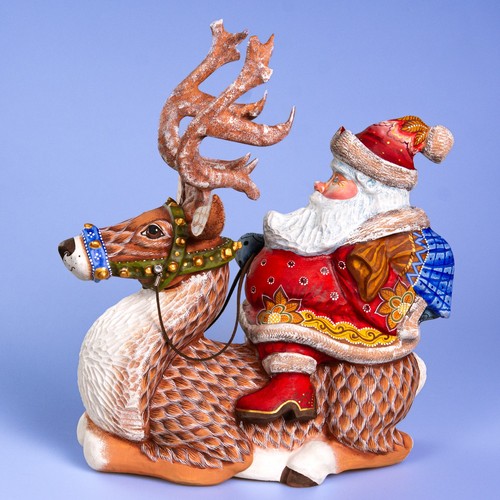 Wooden Carved Santa Figurine riding a Reindeer 12", Christmas home decoration - Picture 3 of 12