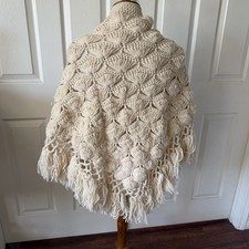 Cream Chunky Knit Crochet Poncho OSFM Cape Wrap Shawl Boho FringeHippie Retro