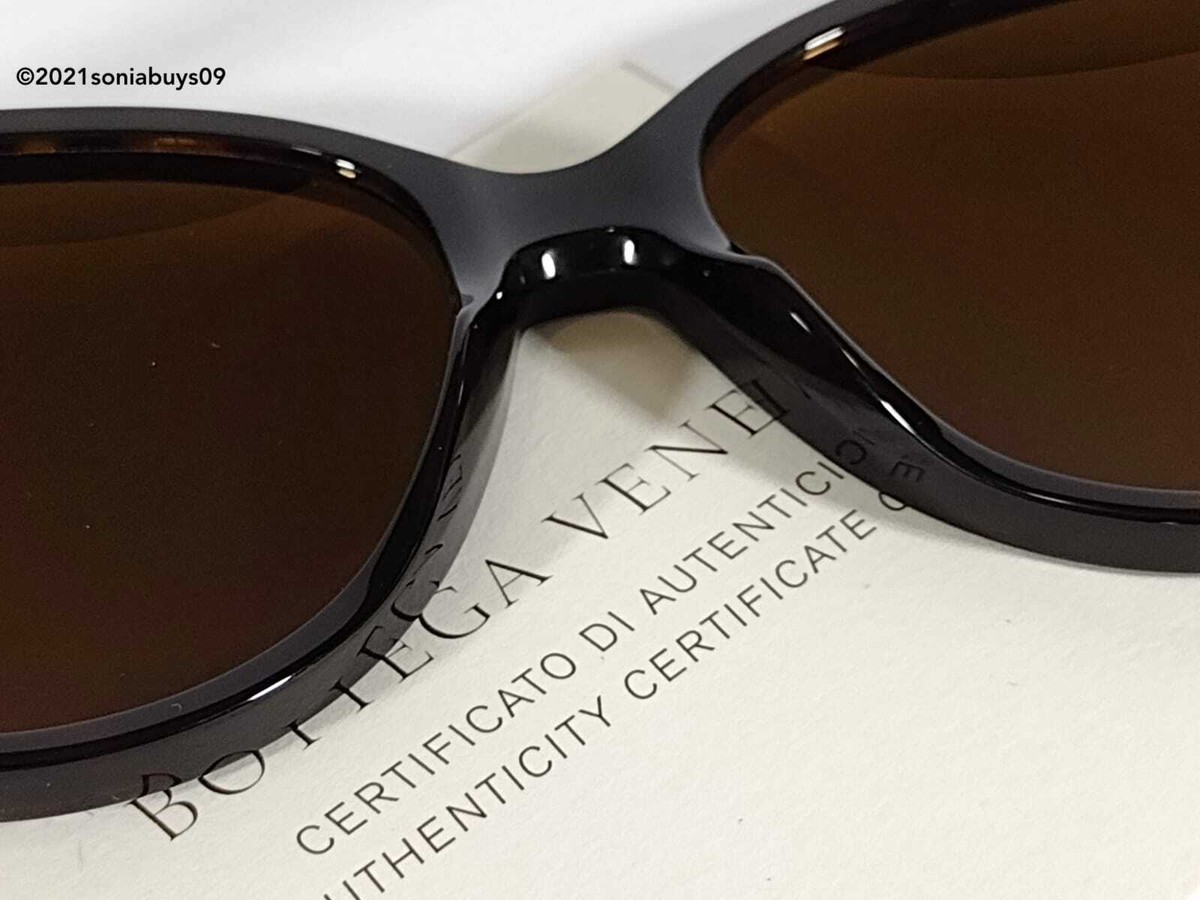 Bottega Veneta Women display picture 2