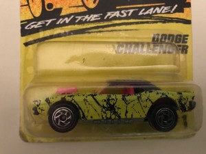 Details About 1994 Matchbox Super Fast Dodge Challenger 1 Yellow W Pink Interior