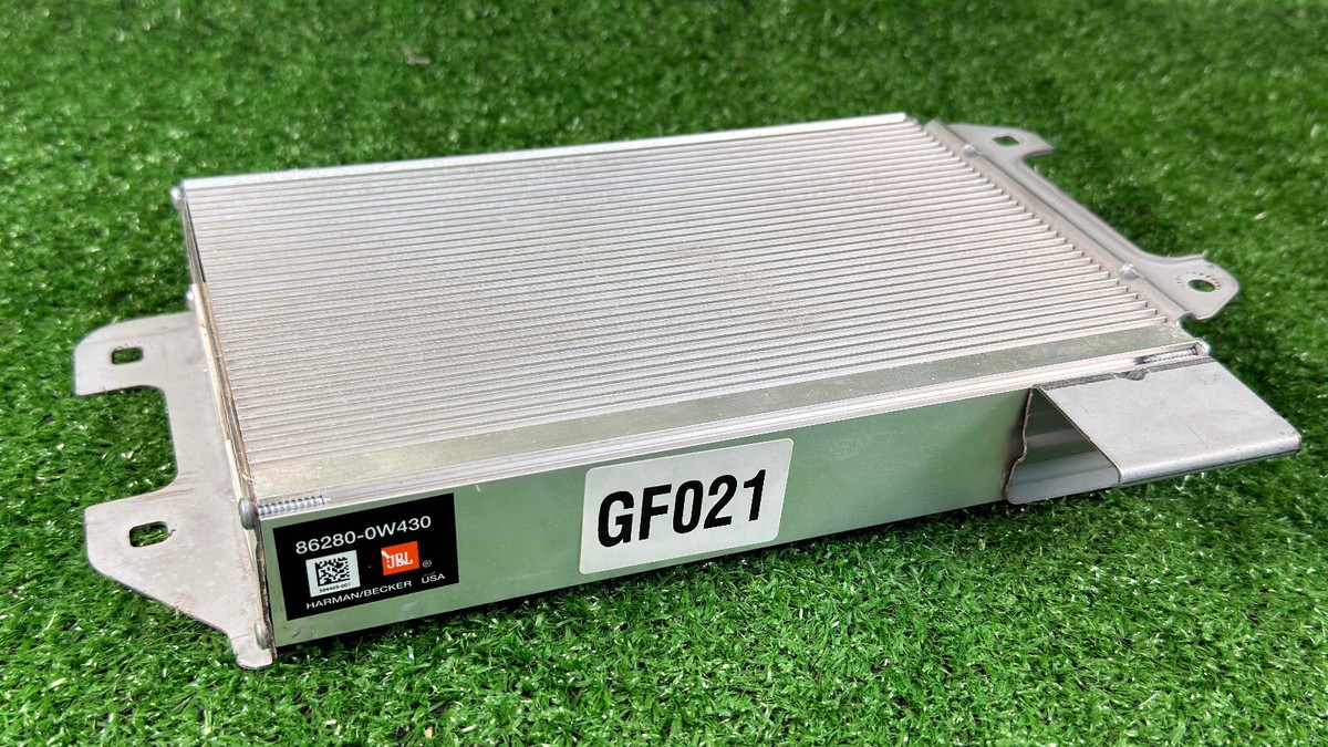 Toyota 4Runner 2003-2009 JBL Harman Becker Radio Audio Amplifier