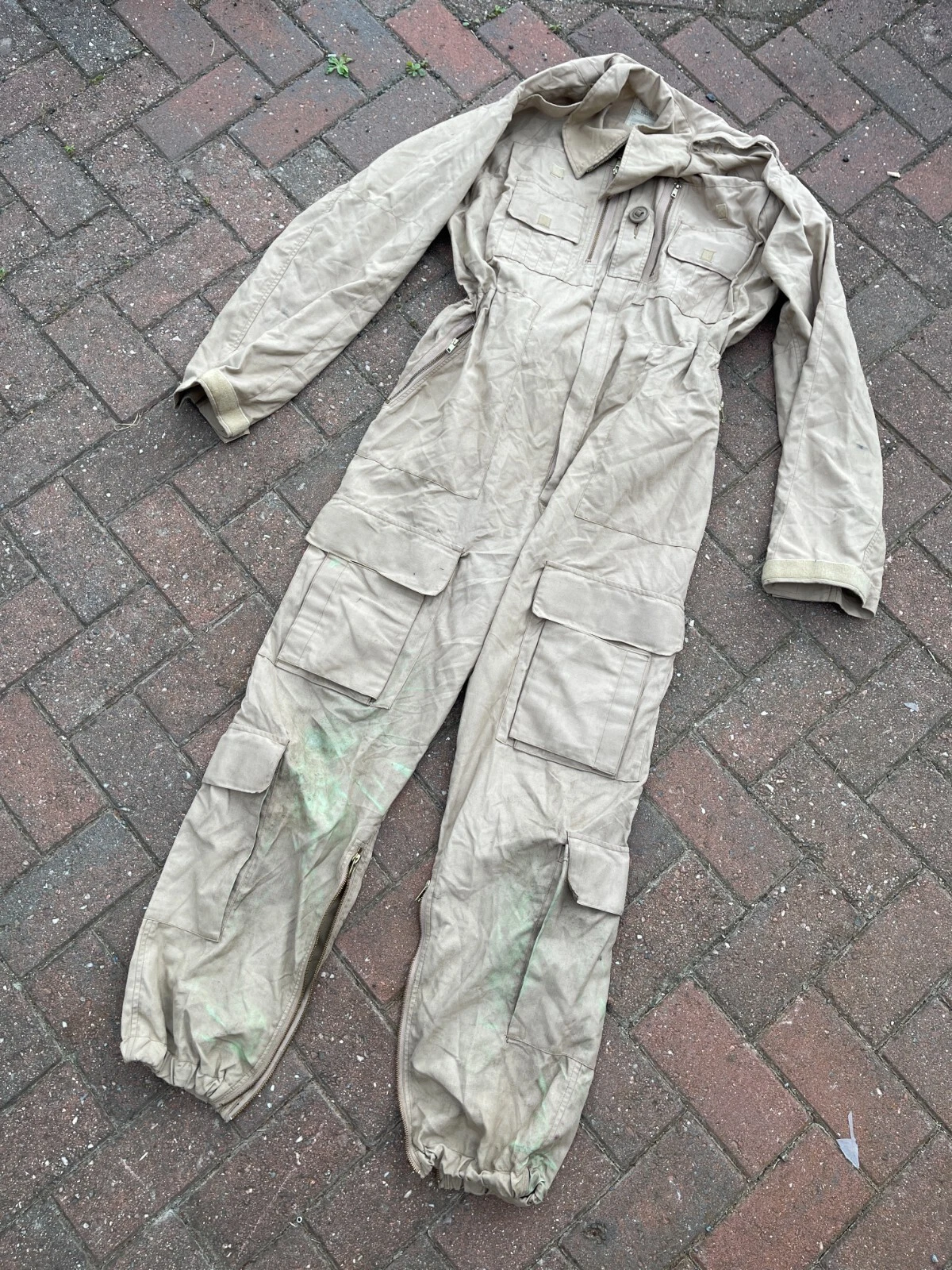 UK BRITISH ARMY SURPLUS G2 AFV DESERT TAN FR COVERALLS, BOILER SUIT, OVERALLS - Picture 1 of 7