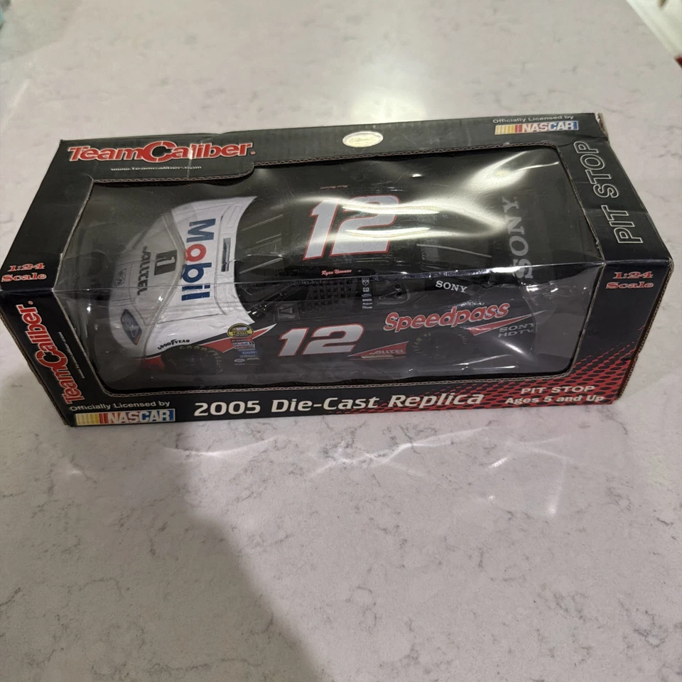 Ryan Newman #12 Alltel Mobil 2005 1:24 equipo calibre propietarios NASCAR diecast Foto 3 de 4