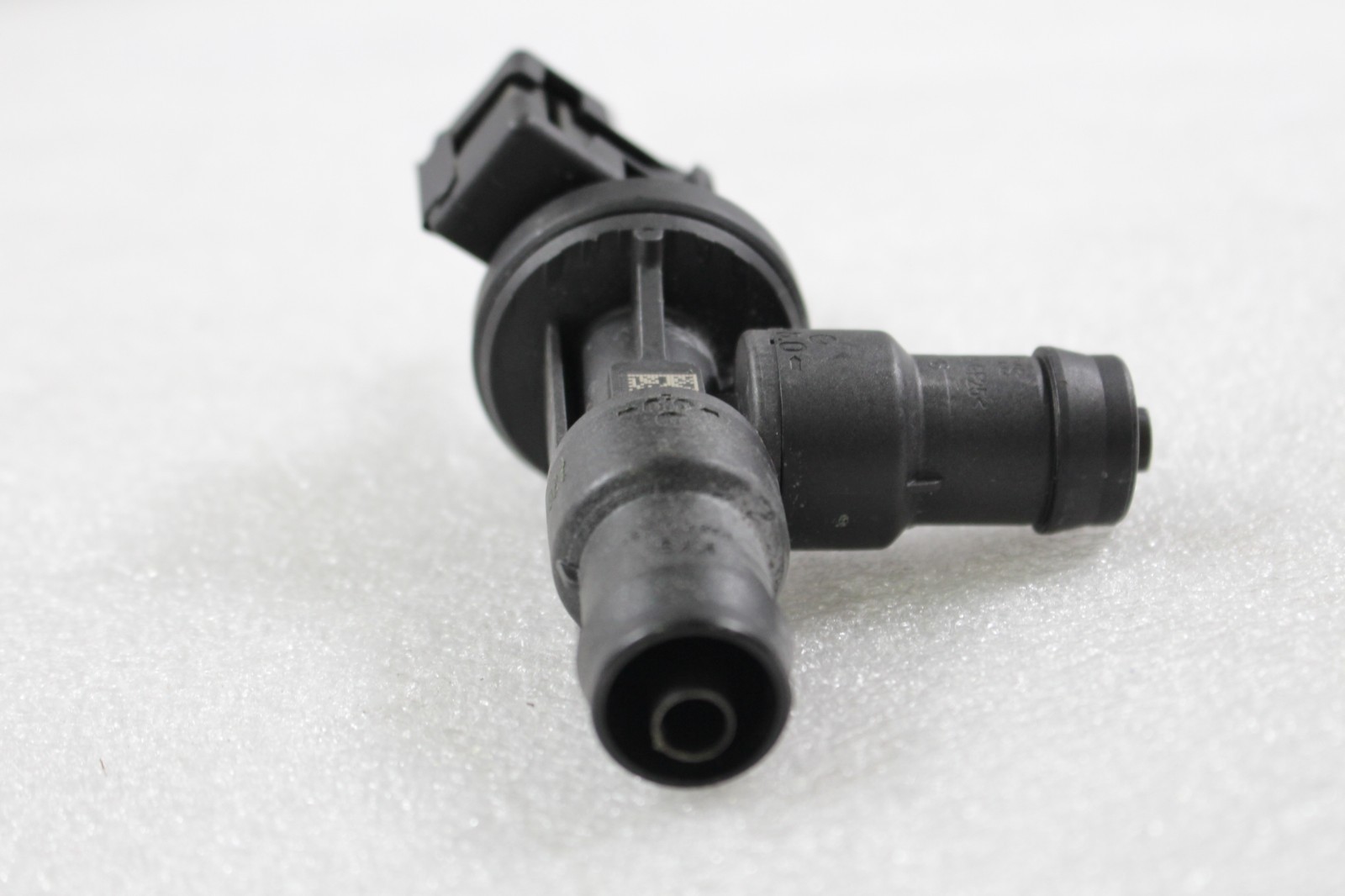 Ferrari 296 GTB, Flush Valve, Used, P/N 751851