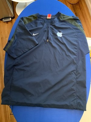 Nike Fit Storm Quarter Zip North Carolina Team Short Sleeved  Wind Breaker.