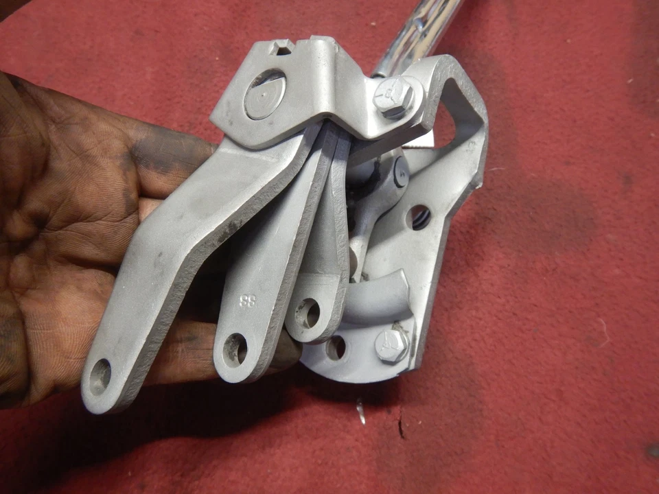 61 62 63 PONTIAC КОНСОЛЬ 4 СКОРОСТИ ПЕРЕКЛЮЧАТЕЛЬ STARCHIEFCATALINA SUPER DUTY 421 GP - Изображение 2 из 4