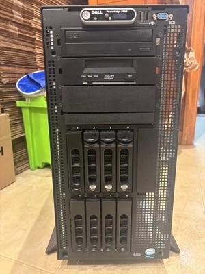 Dell PowerEdge 2900 Tower Server 2x Intel Xeon 2.50GHz 16GB DDR2 SAS RAID