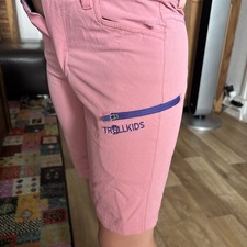 Kurze Hose Trollkids Gr. 134 rosa / Lila Mäd...