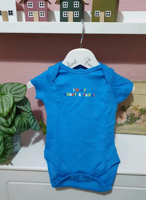 Baby Body Kurzarmbody Mama Papa Spruch ''I  my Mummy & Daddy'' Baumwolle Blau 56
