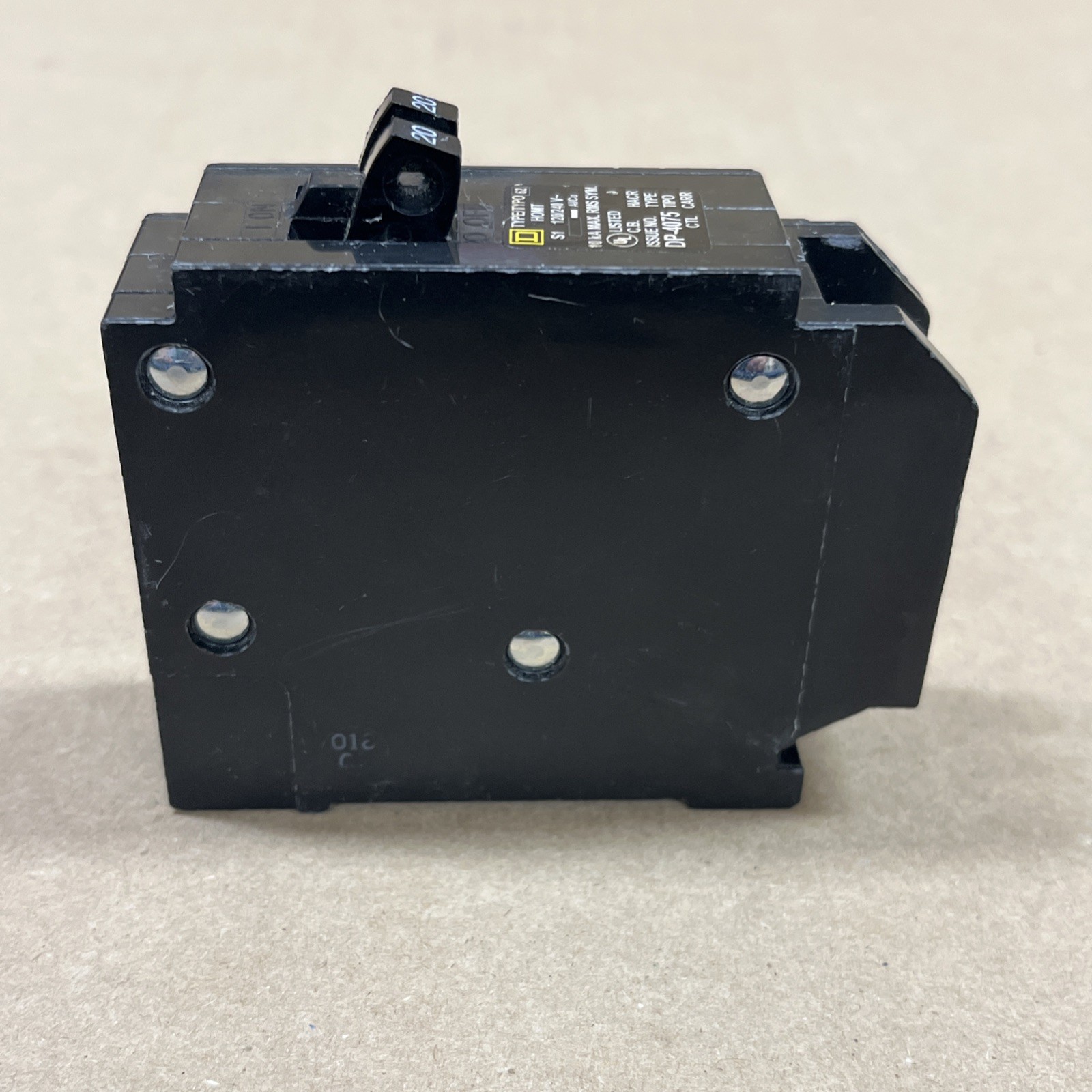 SQ-D SQUARE D HOMT2020 Tandem Single Pole 20 Amp Breaker