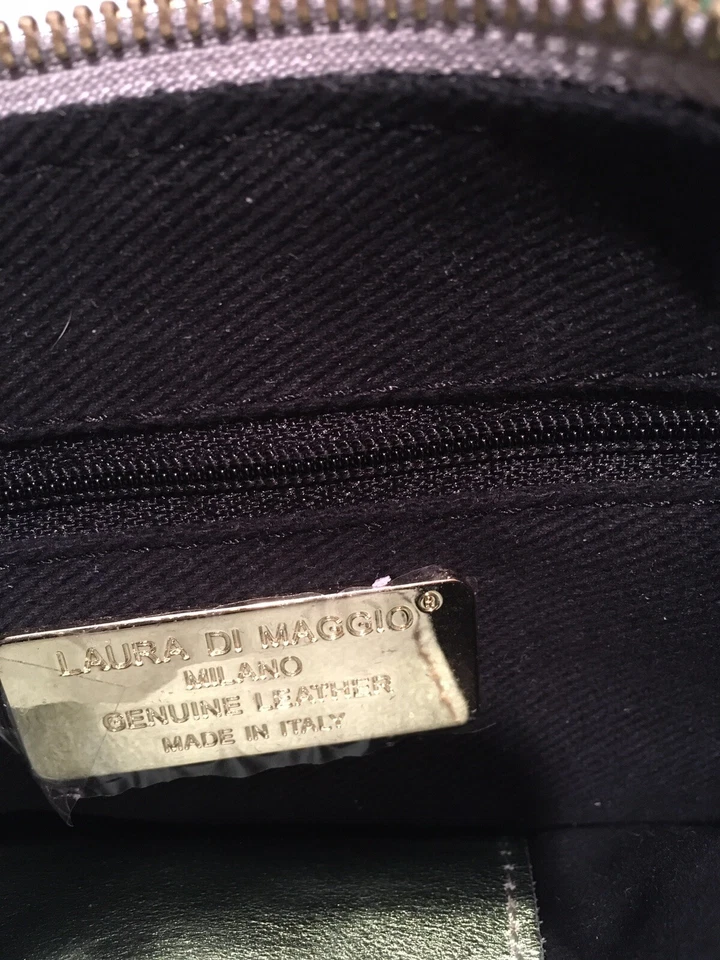 BOLSO DE MANO LAURA DIMAGGIO PEQUEÑO VERDE METALIZADO - EXCELENTE ESTADO Foto 3 de 3