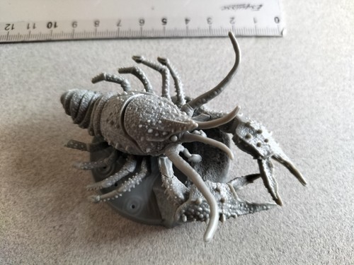 RIESENKREBSE KNOCHEN SITZER MINIATUR G459
