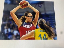 Britney Griner Autographed 11x14 Phoenix Mercury Team USA Z151