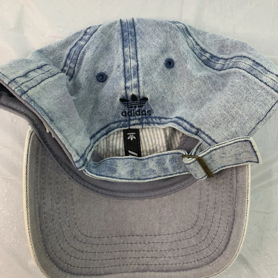 Gorra Adidas Gorra Correa Trasera Talla Única Azul Denim Look Algodón Bordado Foto 2 de 4