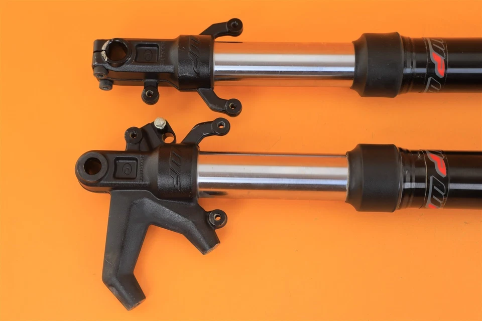 19-23 2020 KTM 200 DUKE OEM Front Suspension Forks Left Right Fork Damper Shocks - Image 2 of 4