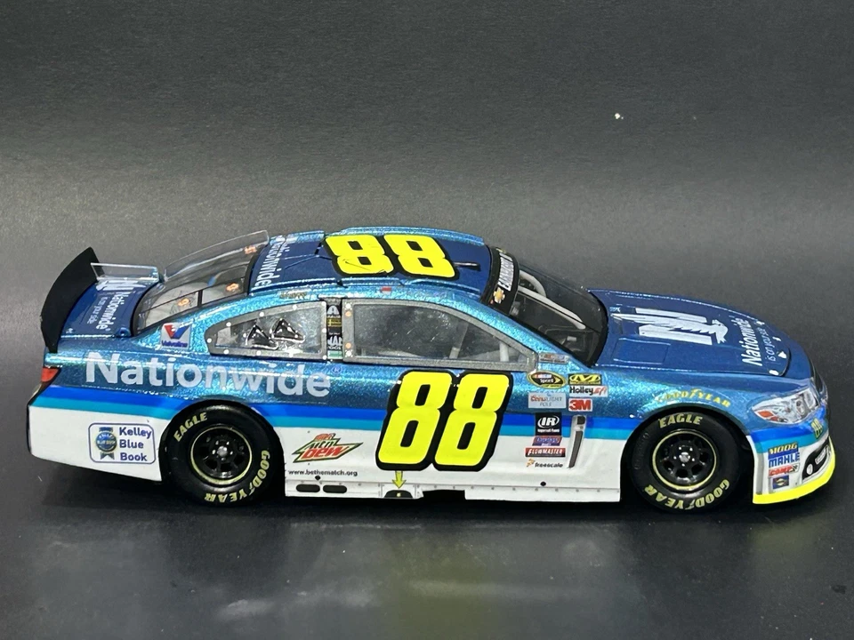 DALE EARNHARDT JR. 2015 #88 JEFF GORDON TRIBUTE LIQUID COLOR 1/24 CUSTOM - Image 4 of 4