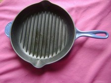 LE CREUSET CAST IRON GRIDDLE GRILL FRYING PAN RIBBED size 26 blue colour
