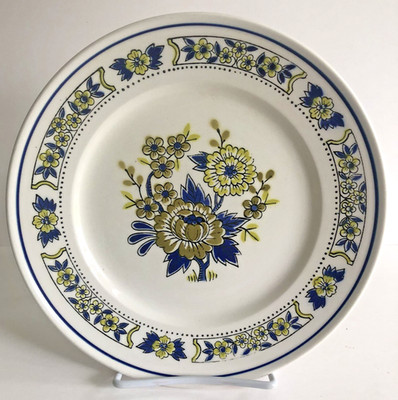 Vintage Mikasa Provencal Dutch Treat C2901 Salad Plate 8.25'' Rim Round Japan