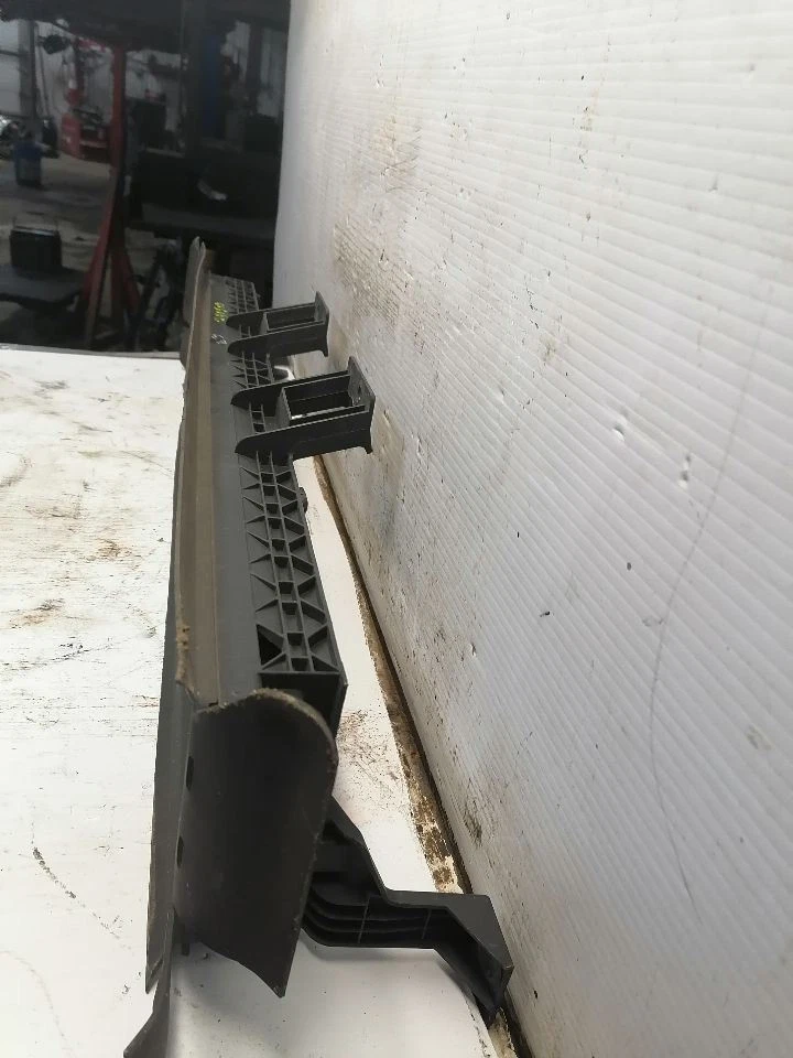 Obturador de aire activo Nissan Murano 1535280 2015 Foto 3 de 4