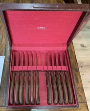 Vtg CUTCO # 59 Pat. No. 2147079 Set of 11 Smooth Steak Knives w/ Wooden Box