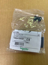 SCHNEIDER LAD9R1 Reversing Switch Kit (NEW)