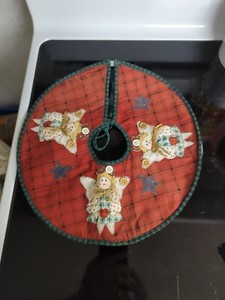 Miniature Christmas tree Skirt 11” diameter Angels