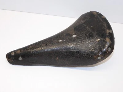-ANCIENNE SELLE DE VELO CUIR VINTAGE MARQUE à déchiffrer SPORT CYCLISME D - Photo 1/4