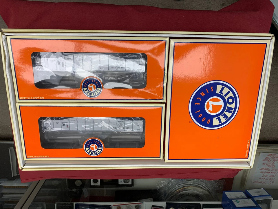 LIONEL 6-31706 POWERED UNION PACIFIC BURRO CRANE & 2 WORK GON'S O27 O GAUGE NOS - Image 2 of 4