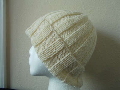 Hand knitted elegant and warm 100% wool beanie/hat, off white/cream