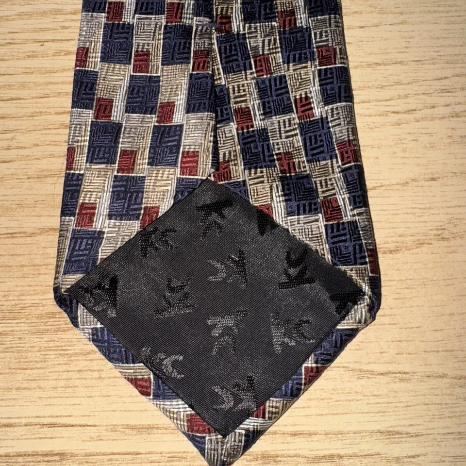 Kenneth Cole New York 100% Silk Men’s Neck Tie Made In USA 4” Wide 56” Long - Image 4 of 4