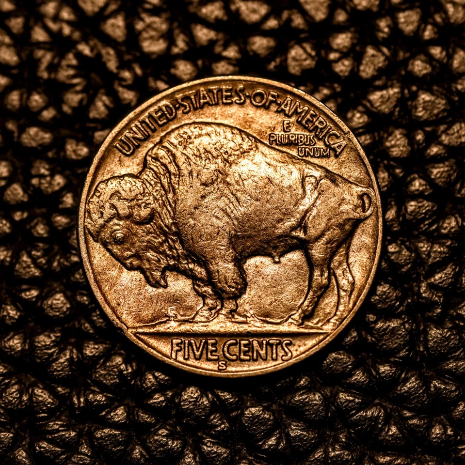 (ITM-6973) 1930-S Buffalo Nickel ~ AU++ Condition ~ COMBINED SHIPPING! - Image 2 of 3