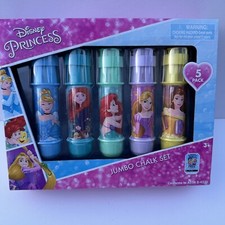 Disney Princess Themed 5 Piece Jumbo Sidewalk Chalk with Holder