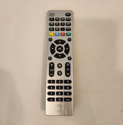 GE Universal Remote Control 33709 slightly used, tested
