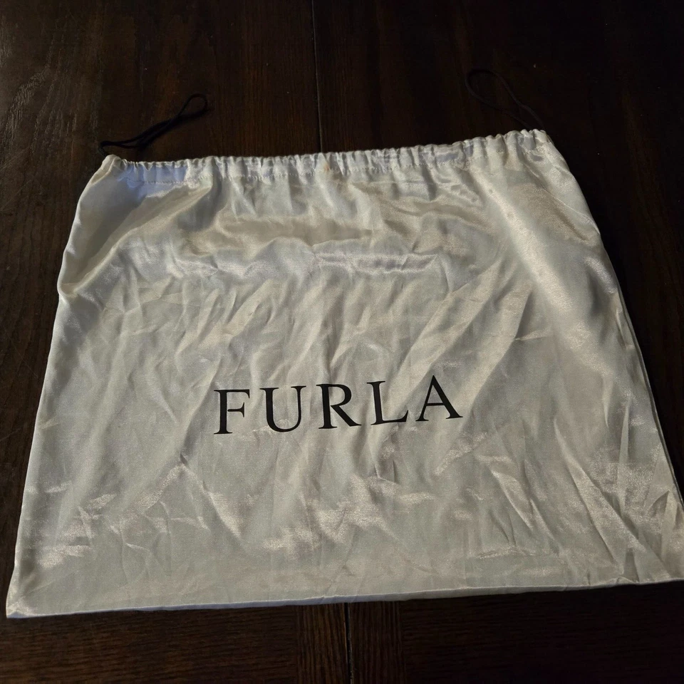 Authentic FURLA Satin Drawstring Dust Cover Storage MULTIPURPOSE Bag 19" X 16" - Image 2 of 4