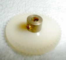 39 Tooth Delrin Slot Car Crown Gear & Set Screw 48 Pitch 1/8" Axle Tradeship NOS