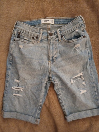Abercrombie Kids Size 11-12 Bermuda Shorts Cuffed Hem