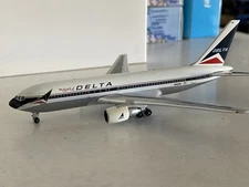 Aeroclassics Delta Air Lines Boeing 767-200 1:400 N102DA BBN102DAB Spirit Delta