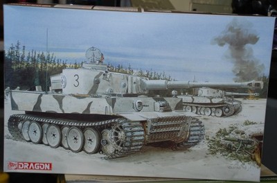 Dragon 1/35 Tiger I Initial Production Tank Pz.Kpfw.VI Ausf.E 3 in 1 #6600