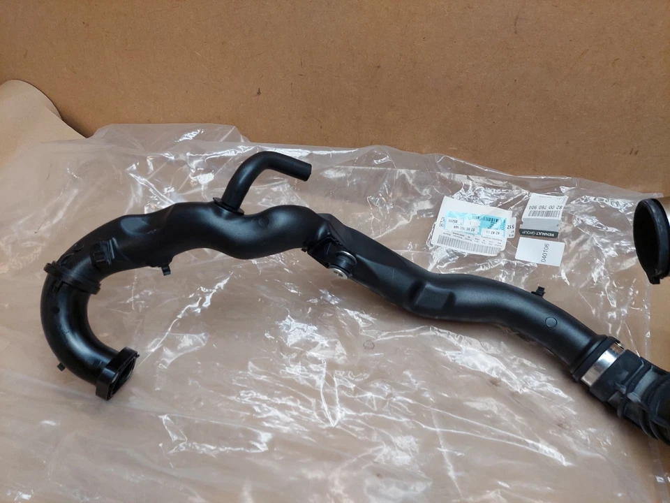 Renault Trafic MK2 Vivaro 2.0 DCI 2006-14 Air Turbo Pipe 8200760904 93861384 Nuevo Foto 4 de 4