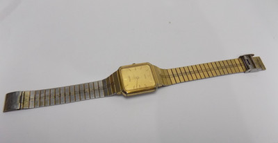 VINTAGE PULSAR GOLD TONE MEN'S MODEL V515-5270 WATCH - PARTS ONLY