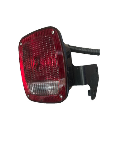 GM TAIL LIGHTS 84308851 BRAND NEW Only this 1 Not a Pair CA SHip - Picture 1 of 2