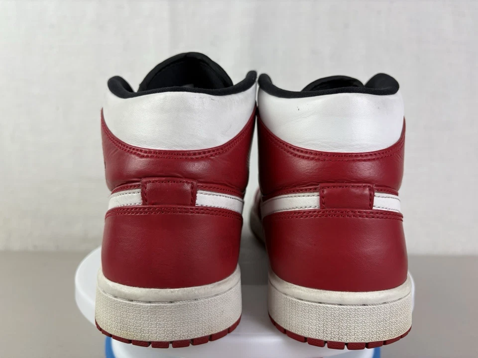 Nike Air Jordan 1 Mid Chicago Gimnasio Rojo Tenis 554724-605 Hombres Talla 10.5 Foto 3 de 4