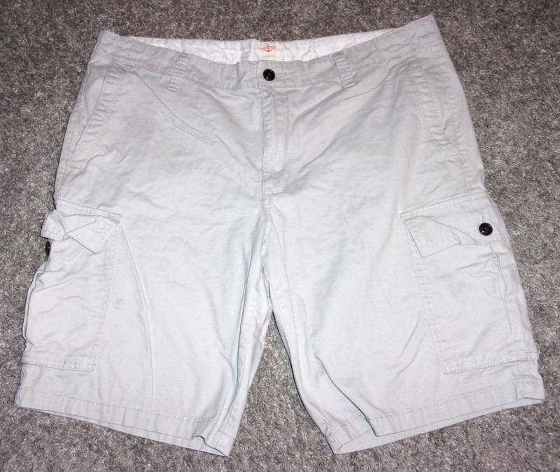 Men's Khaki/Stone Color Cargo Shorts by DOCKERS sz 38