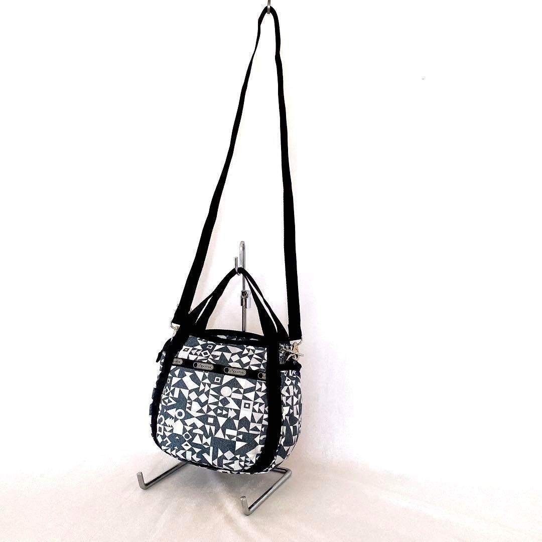 Good Condition LeSportsac Geometric Pattern Shoul… - image 11